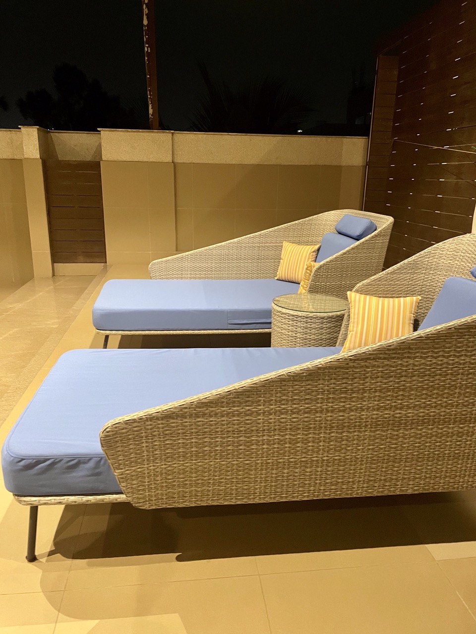 Giza Lounger